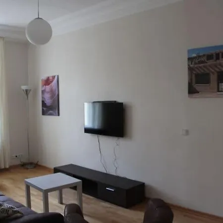 Apartment Simplistic In *