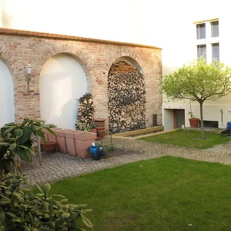 Simplistic In * Potsdam